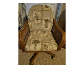 Set Of Four Beautiful Chairs